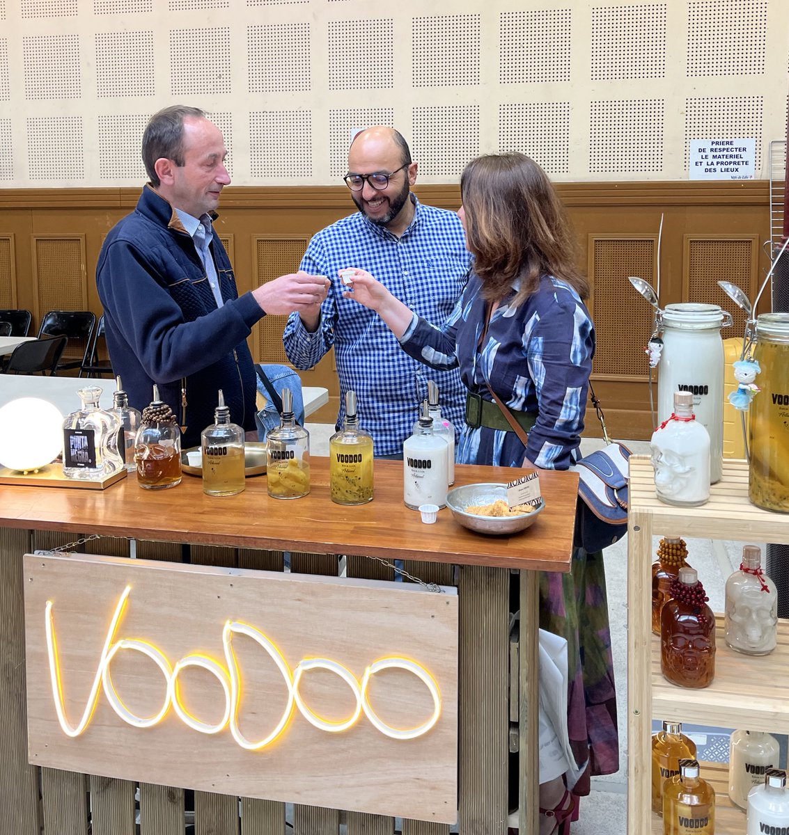 duhamel_vanessa's tweet image. Très réussie cette  cinquième édition de l’Africa Fest ! Entre concerts, gastronomie, et artisanat africains, une belle mise en lumière de tous les savoir-faire. Merci pour l’accueil ! 
[ Aucune bouteille de rhum n’a été maltraitée. Certains ici ont même bu du thé ! ]
#AfricaFest