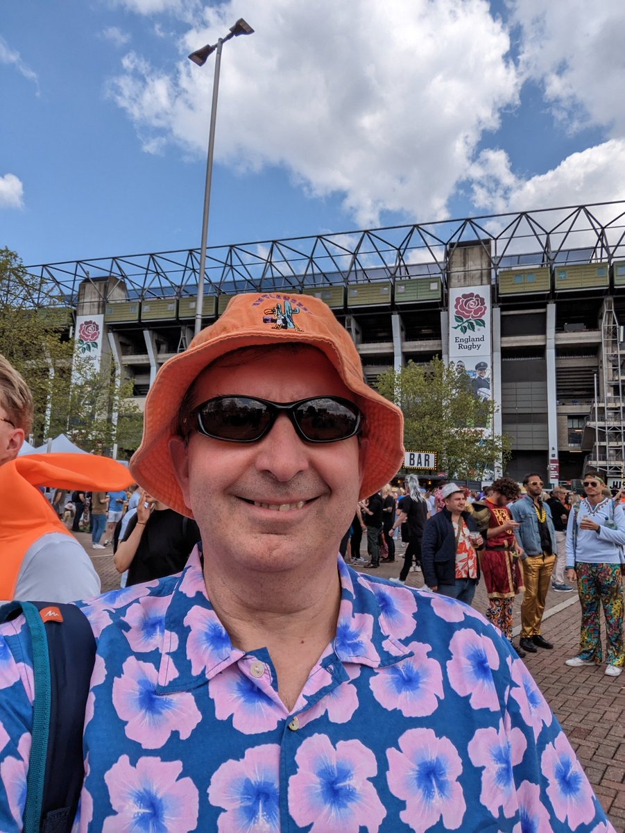 Philmartin29's tweet photo. Great to be back the #London7s https://t.co/tm30D8sfUR