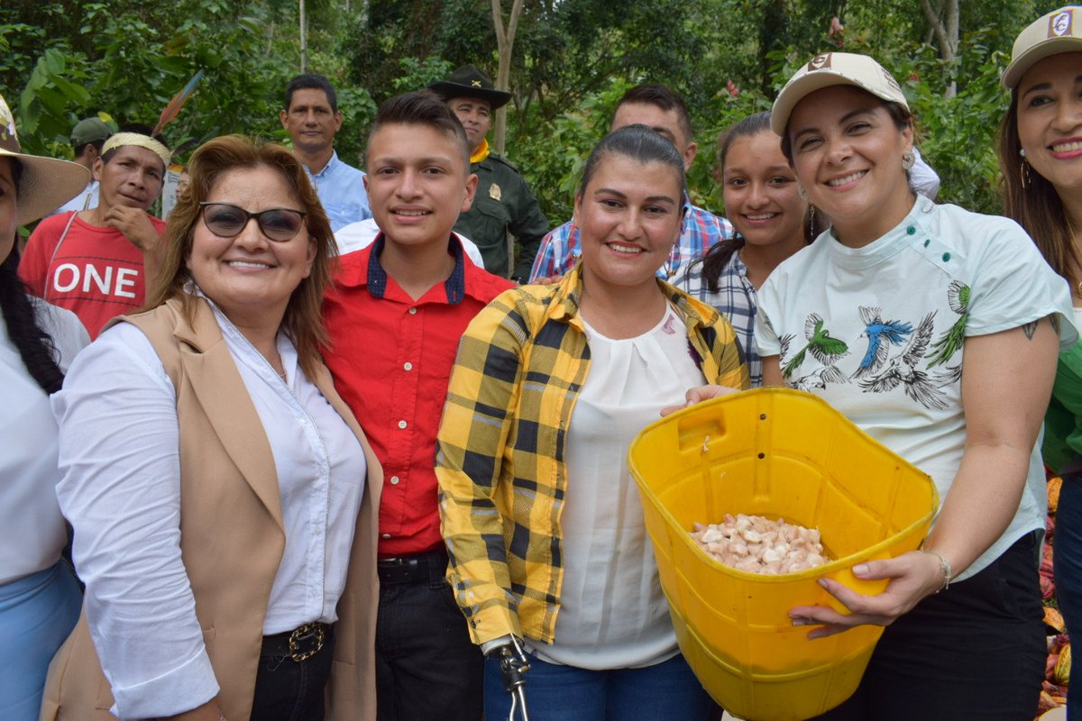 fedecacao's tweet photo. El cacao es seguridad alimentaria, diversidad, prosperidad y paz @jmojicaflorez @e_baquerocacao @MinAgricultura https://t.co/H4I2Op0cNN