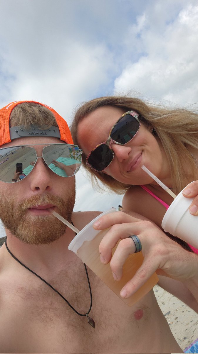 joel_peck's tweet photo. Hello vacation https://t.co/woRB5DCdOj