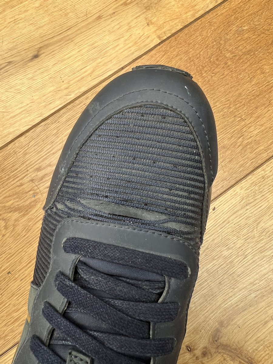 Simon☀️B tweet media