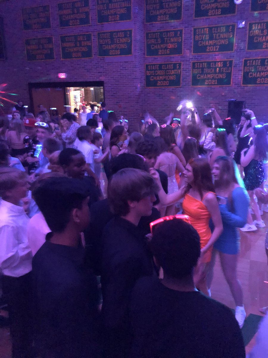 Taylor Drennan (@drennan85) on Twitter photo Another great GMS and JWMS combined 8th grade dance. RBHS has some great kids and families coming their way. Class of 2027! @GMSPrincipalCPS <a href="/BParisi_CPS/">Brenda Parisi</a>
#warnerway #rockbridgerocks Another great GMS and JWMS combined 8th grade dance. RBHS has some great kids and families coming their way. Class of 2027! @GMSPrincipalCPS <a href="/BParisi_CPS/">Brenda Parisi</a>
#warnerway #rockbridgerocks