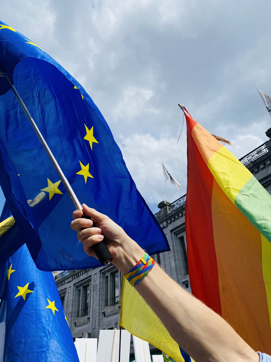 KPeyron's tweet photo. Love is love!
#brusselspride #eu #equality #diversity https://t.co/8I1qTZaUSR