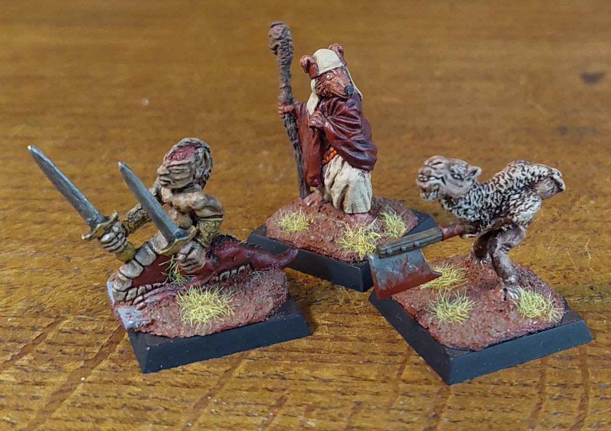 ZaranZod's tweet photo. @Sughammer So you like weird beastmen, great choice of mini 👍 https://t.co/t3341T3d8U