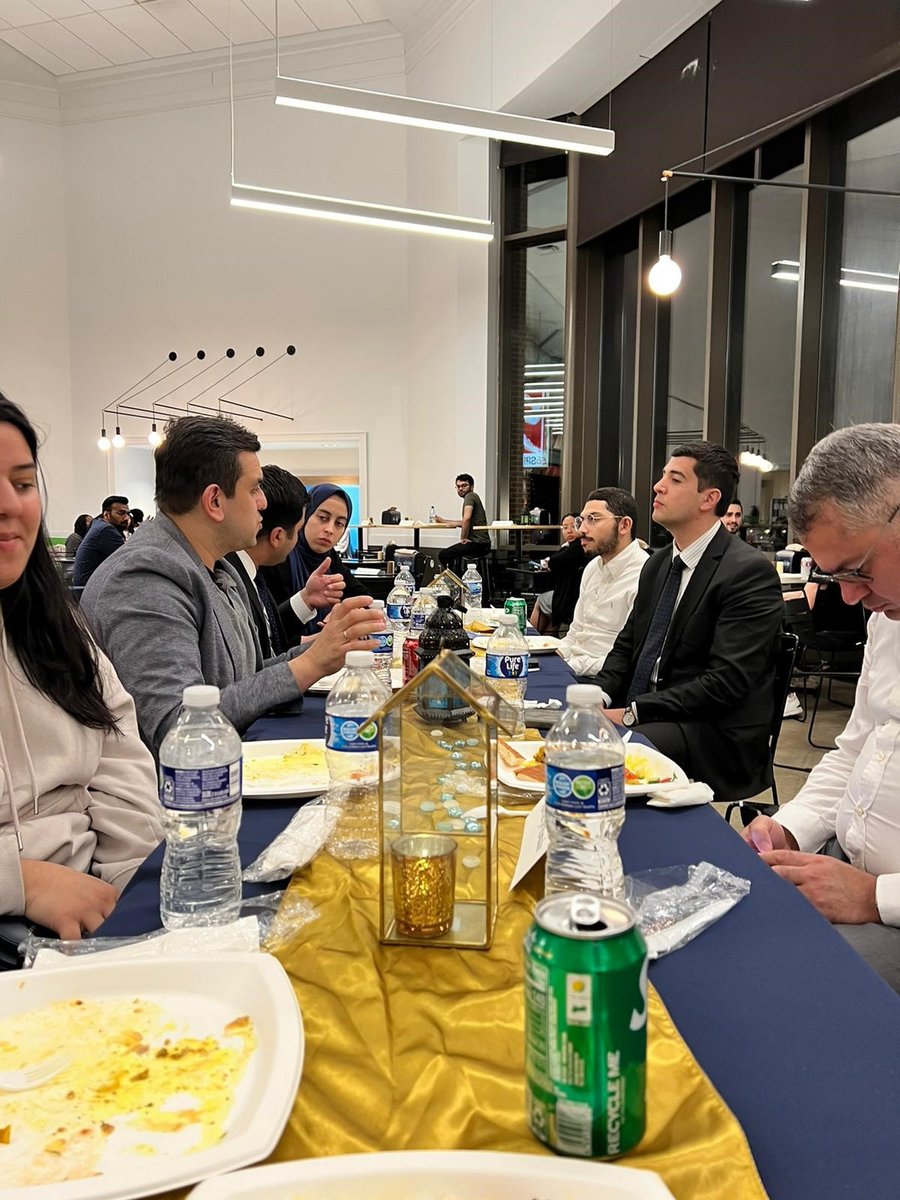 Aicha, a Moroccan Fulbrighter, had an incredible opportunity to engage in intercultural dialogue during an iftar with the Ambassador of the Republic of Azerbaijan. Aicha was able to tell the group and the ambassador more about the Fulbright Program! #Fulbright #ExchangeOurWorld