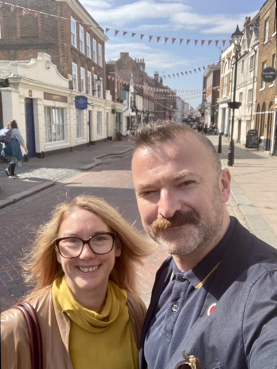 Great to be out & about meeting traders on the High St with my colleague, Cllr @DrPaulaHamilton. So many diverse voices to be heard… And new opportunities for #RochesterWest to thrive with the right support, ambition & innovation from our new Labour & Cooperative-run council.