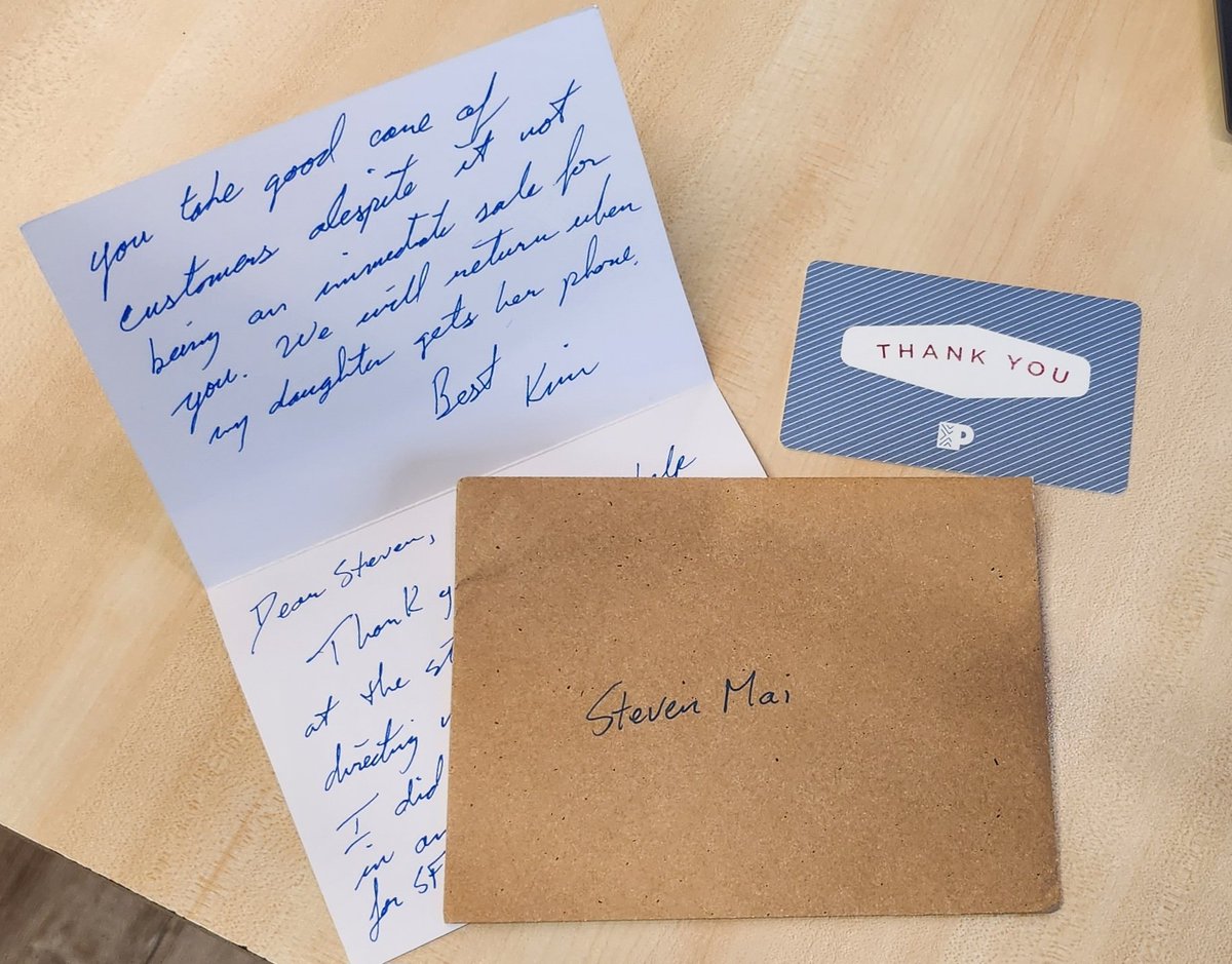 #MagentaMoment courtesy of <a href="/steven/">Steven Liu</a> Mai his customer Kim was in a bind and he used Go5G plus as a solution that brought her to tears! Good thing she saved that iPhone 7🌞 <a href="/TJMartinez1000/">TJ Martinez</a> <a href="/InMeeksOpinion/">Micaela Fryar</a> <a href="/JakeSmurthSFBay/">Jake Smurthwaite</a> <a href="/chrisahtye/">Christopher Ahtye</a>