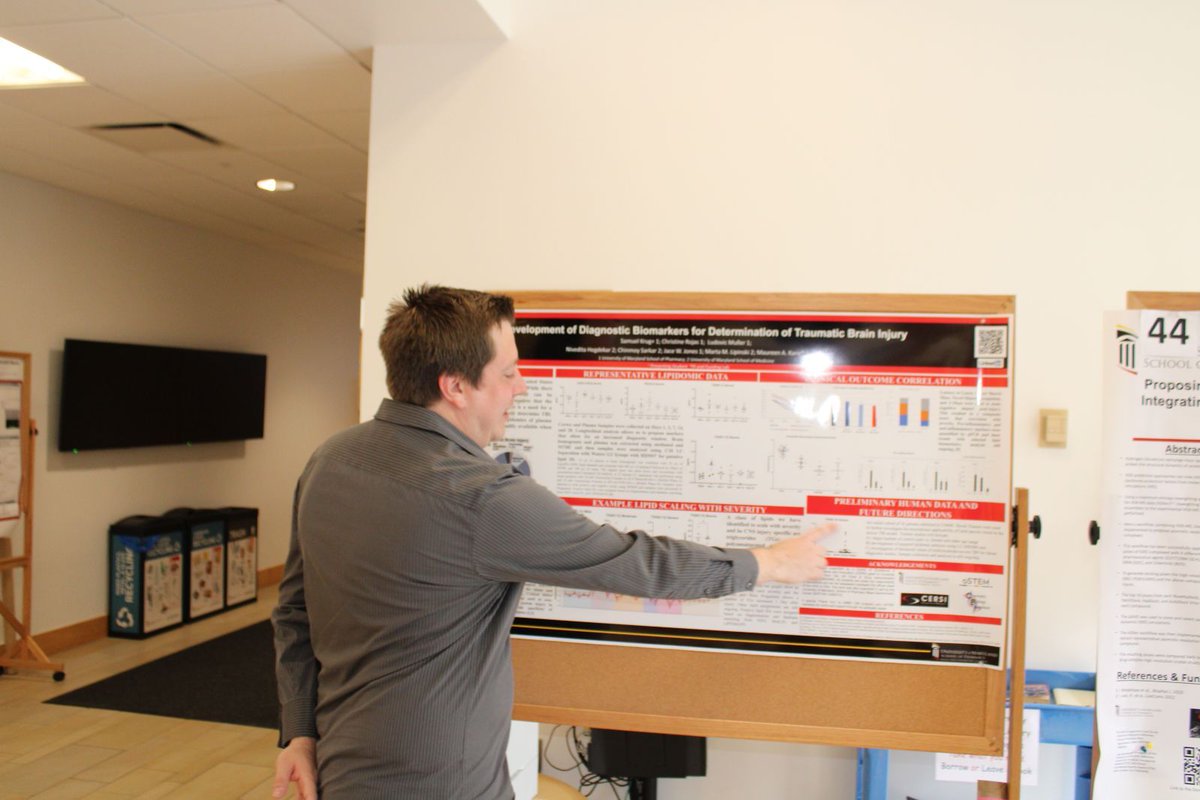 Afternoon session ongoing with a poster session and keynote talk to come! #FCBIS2023