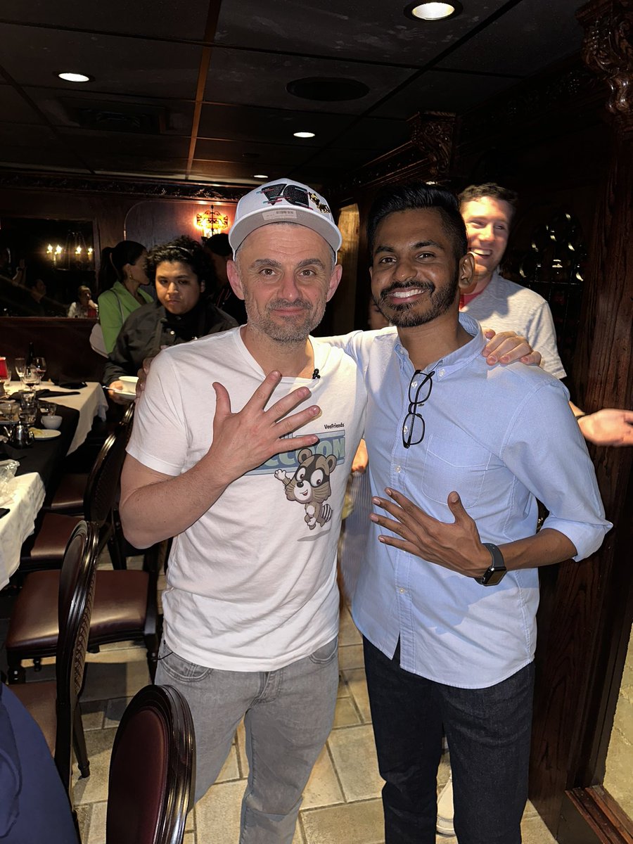 robin_raj5's tweet photo. Been a member since mint day but meeting @rodolitz @chefcapon &amp; @ConorHanlon83 in person made me realise that @Flyfishclub is way bigger than what I initially thought it was! 

A really great bunch of humble founders. Can’t wait for grand opening in Dec 2023! #VeeCon2023 https://t.co/FtuFmPElWA