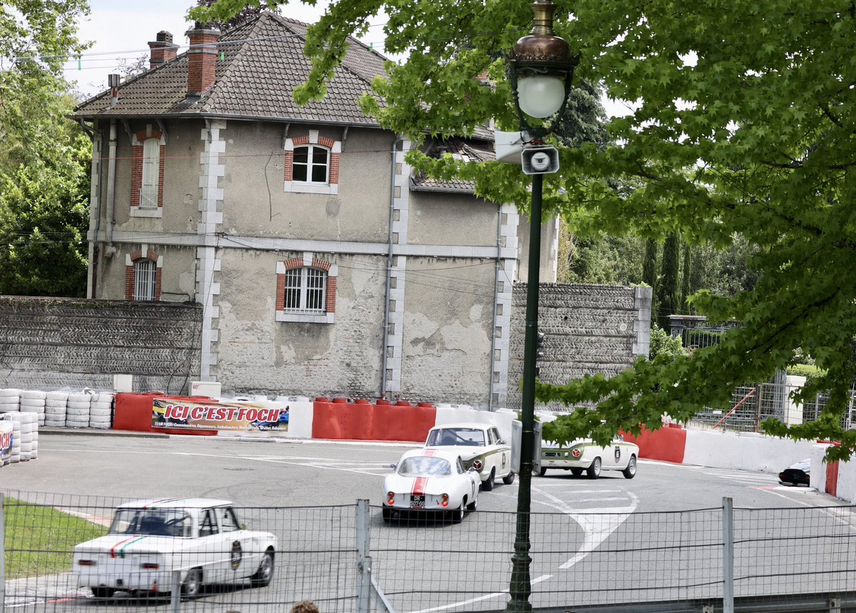 Christopher Bradley tweet media