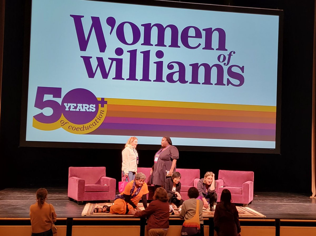 The panelists are *so good* this weekend, we want to keep the conversation even after the sessions officially end! Congrats to my wonderful friend <a href="/rachelwatt93/">Rachel Watt</a> '97 (in orange) on a terrific <a href="/WilliamsCollege/">Williams College</a> session "Making Art Accessible"! #womenofwilliams