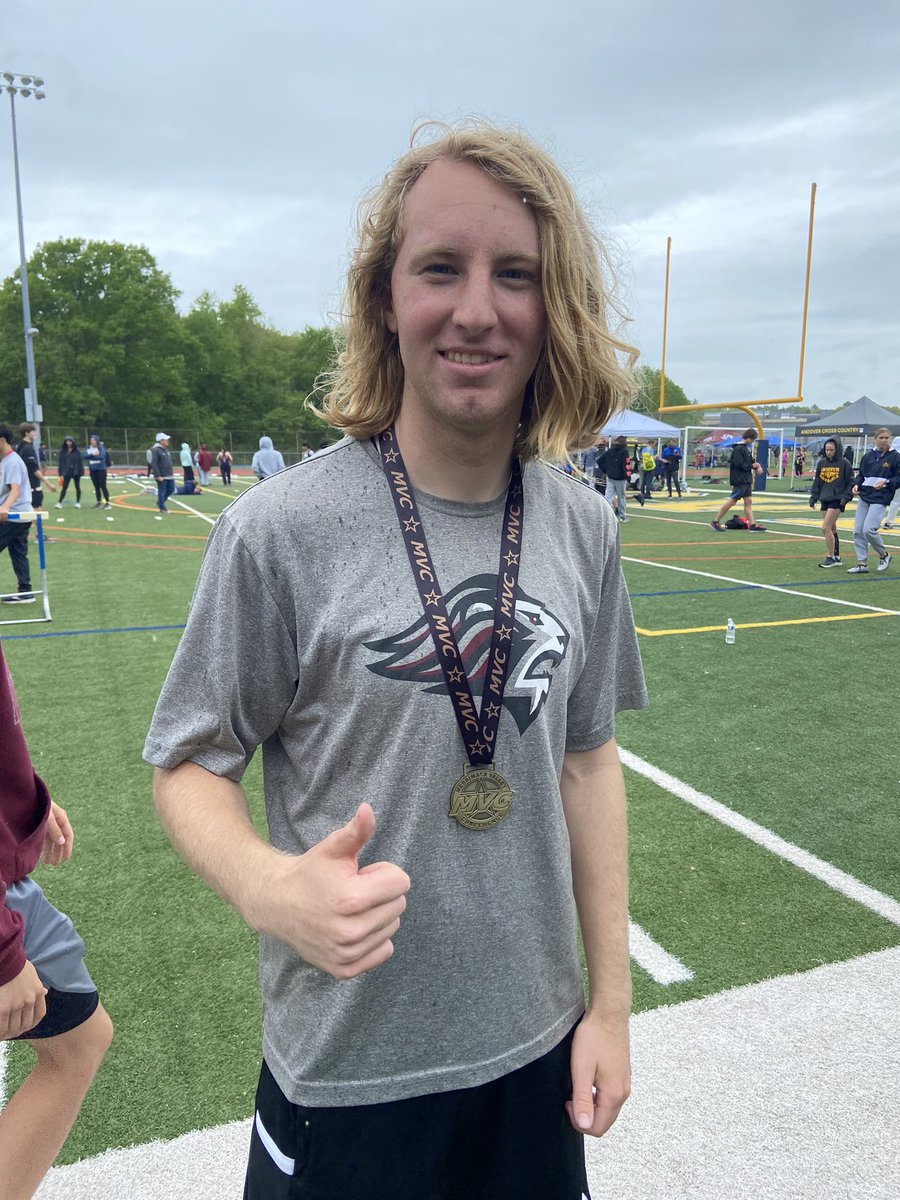 chelmsfordtrack's tweet image. Your Merrimack Valley Conference 400h champion, Will Larsen 

@_LionsAthletics