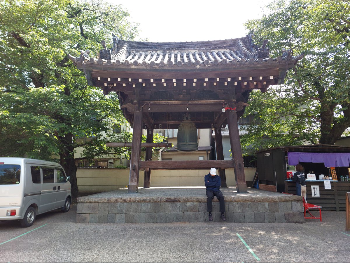 ohjo_sama's tweet photo. Speaking of SoreSuno, up next are the different spots in Kawagoe that were featured in SoreSuno! 

First is this giant bell in Renkeji Temple!

📍Renkeiji Temple
https://t.co/1lvlhG4vnO https://t.co/9aNBQmT2Px