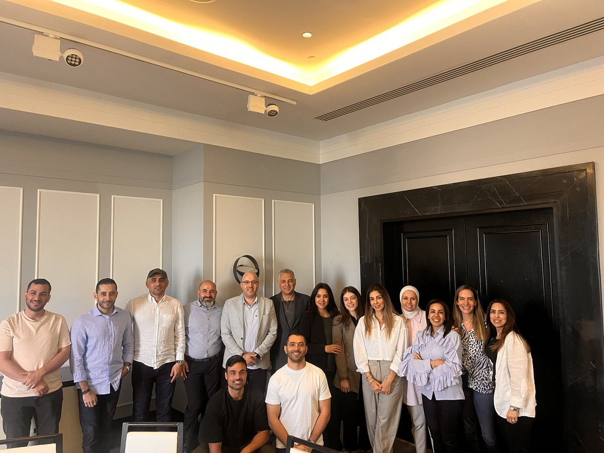 AmeedAwadDM's tweet photo. Delivering the Digital Branding &amp; Marketing Strategies training to the superior team of Time Center Jordan in Amman.

All brand managers attend this 2 days focused training and amazing engagement from the brilliant team.

#branding #MarketingStrategy https://t.co/E34VEq6dgk