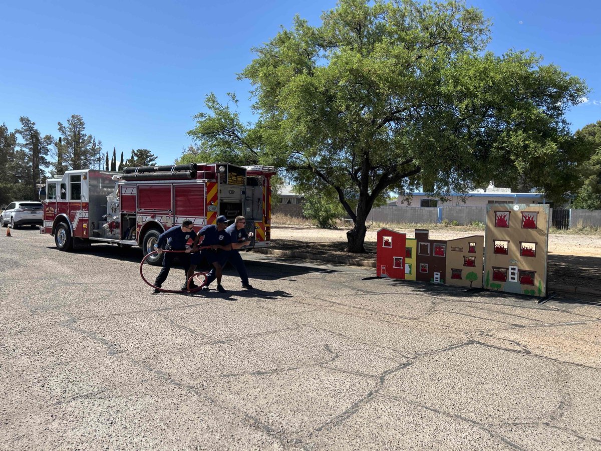 Fryfiredistrict's tweet photo. Excited to be able to support the First Baptist Carnival!! Come on down and enjoy the games, jumping house, take a tour of the smoke house, fire engine and ambulance.  See if you can beat the 7 second record to knock down the fire!! Be here until 1200 https://t.co/2HJawfk1cN