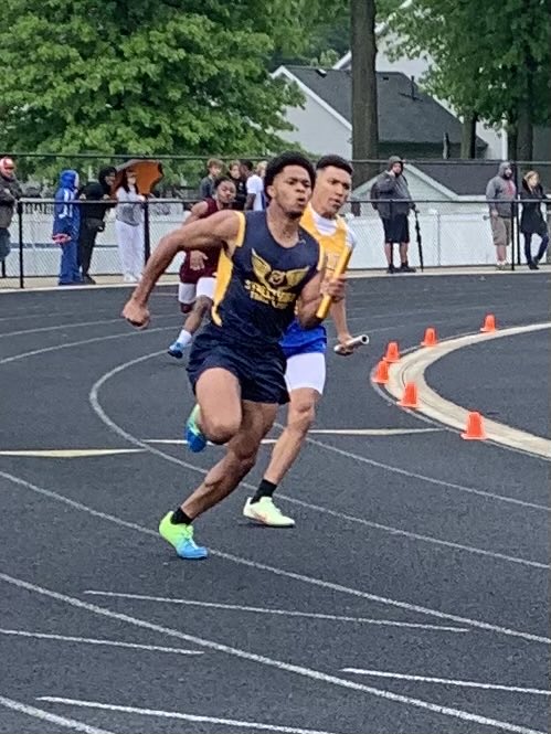 1RocketAD tweet media