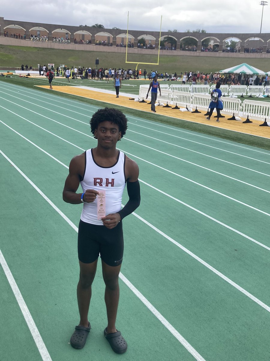 JackieJ32788105's tweet photo. ANOTHER Congratulations to Deshawn Mungo!  He finished 5th place at the 5A State Track Meet in the 400H &amp; had a PR😊 Way to Go Mungo!! ROCK SOLID! @RockHillSchools @OzzieAhl2 https://t.co/tjqAS1zNp3