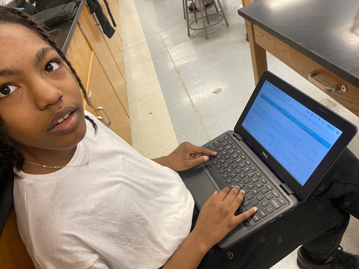 MHKProjectGreen's tweet photo. We finished our spreadsheet accounting for all of our seedlings, along with their size and ideal sun light. This info will be used by students planing the layout for A.J. Collins’ garden design contest! 1 square= 1 sq. foot.  Can’t wait to see our entries! @EWRSDK12 @EWEAtweets https://t.co/yLkNqSmmTg