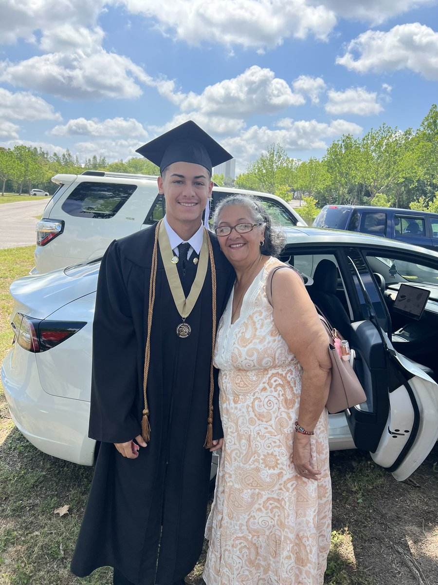 maradi23__'s tweet photo. Congrats Tony we are so proud of you!!! You did it #Classof2023 #Polkgrad23 https://t.co/rZ9VpS6cHF