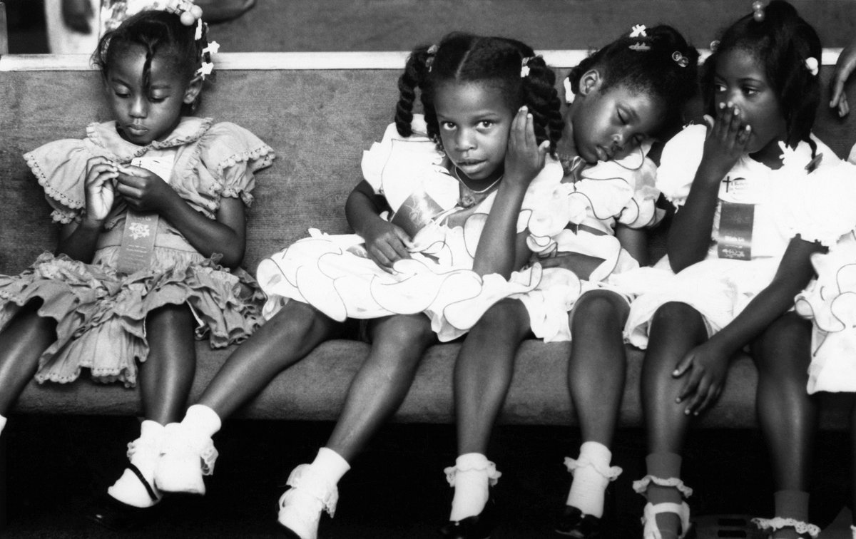 blackarchivesco's tweet photo. Louisville, Kentucky. Photograph by Bud Dorsey (1990) https://t.co/Fpkn2aSIRC