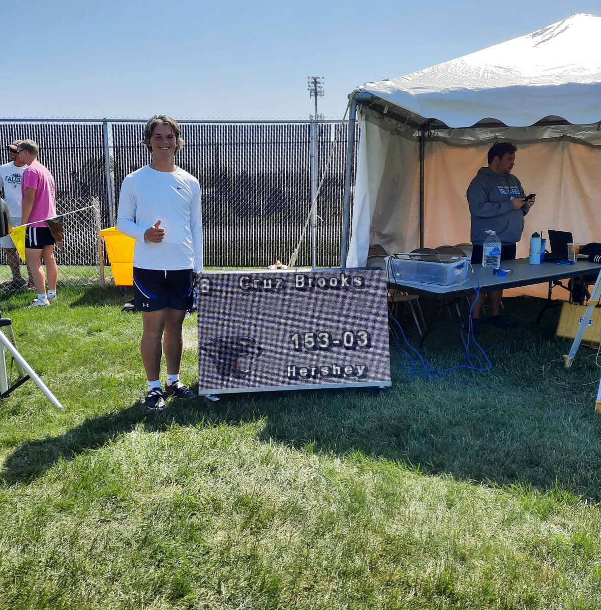 Hershey Throws tweet media