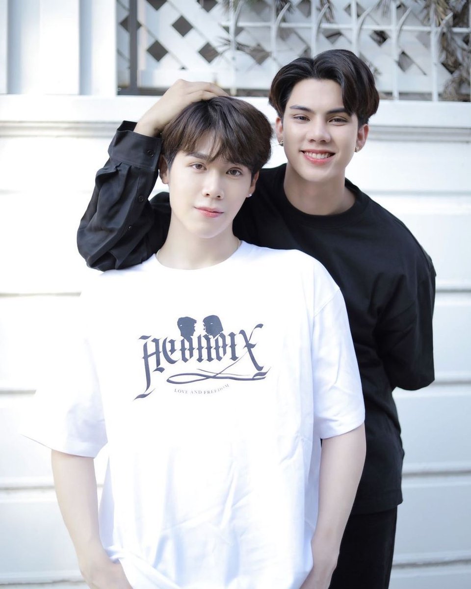 chrisyanqq's tweet photo. คนที่มีหัวใจเต้นอย่างรวดเร็วเป็นไปได้อย่างไรที่จะหัวใจเต้นเพียงครั้งเดียว
😘💙❤️521

#travelingwithyouxfortpeat
#Babyfeat https://t.co/MzPmJQ7VUY