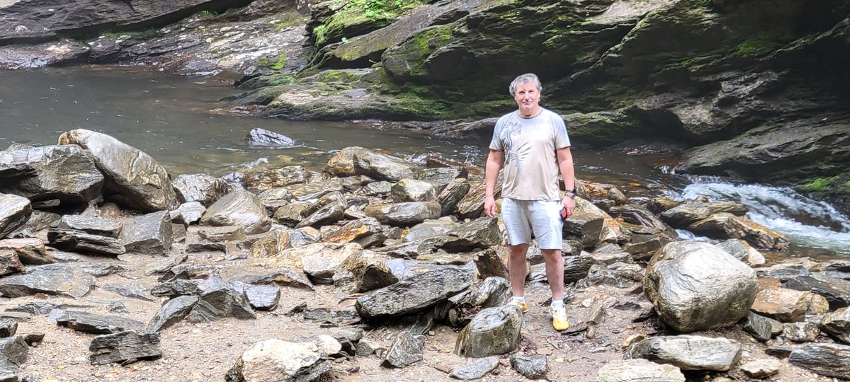 John Osborne AAA (@spankchief) on Twitter photo Got to see the beauty and magnificence of the Blue Ridge mountains in NC yesterday with <a href="/SarahGregory02/">Sarah Gregory 🔜 Las Vegas</a> <a href="/CtPhotographer_/">CtPhotographer</a> Got to see the beauty and magnificence of the Blue Ridge mountains in NC yesterday with <a href="/SarahGregory02/">Sarah Gregory 🔜 Las Vegas</a> <a href="/CtPhotographer_/">CtPhotographer</a>