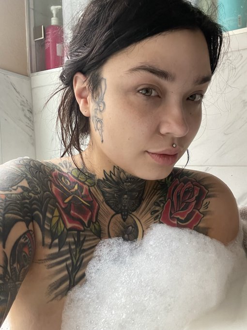 No make up https://t.co/0y55DH82nY<a href="/tag/onlyfans"class="tags"><span>#onlyfans</span></a>