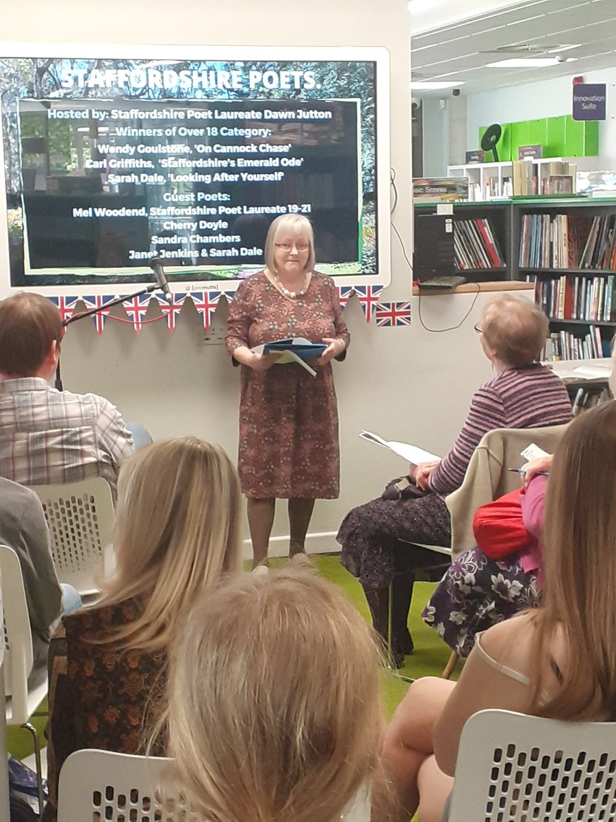ArtsinLibraries's tweet photo. Feeling inspired by a lovely afternoon of #poetry readings - it was both a celebration and a time to listen & reflect on our precious environment & how we can #doourbit to protect it #Staffordshire #GreenLibrariesMonth @StaffsLibraries @StaffordshireCC https://t.co/NVJcElqU1t