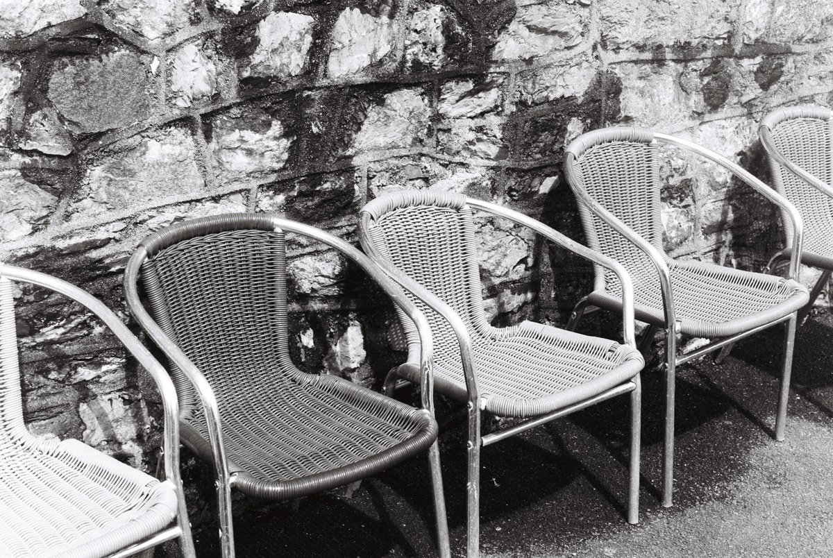 Plymouth, 2023   #filmphotography #streetphotography #believeinfilm #filmisalive #filmisnotdead #monochrome #ilfordfp4 <a href="/ILFORDPhoto/">ILFORD PHOTO</a>