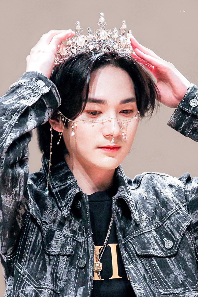 nuestgallery_'s tweet photo. #에메랄드빛_아론데이
#HAPPY_AARON_DAY https://t.co/01mHRP0bwH