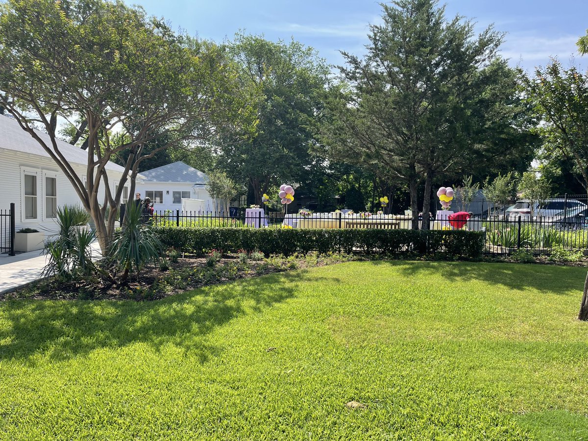 inspireakid's tweet photo. Today we celebrate the opening ceremony of the Juanita J. Craft Civil Rights House. @CityOfDallas @JLDallas @dallasschools https://t.co/6BTDTVinZg