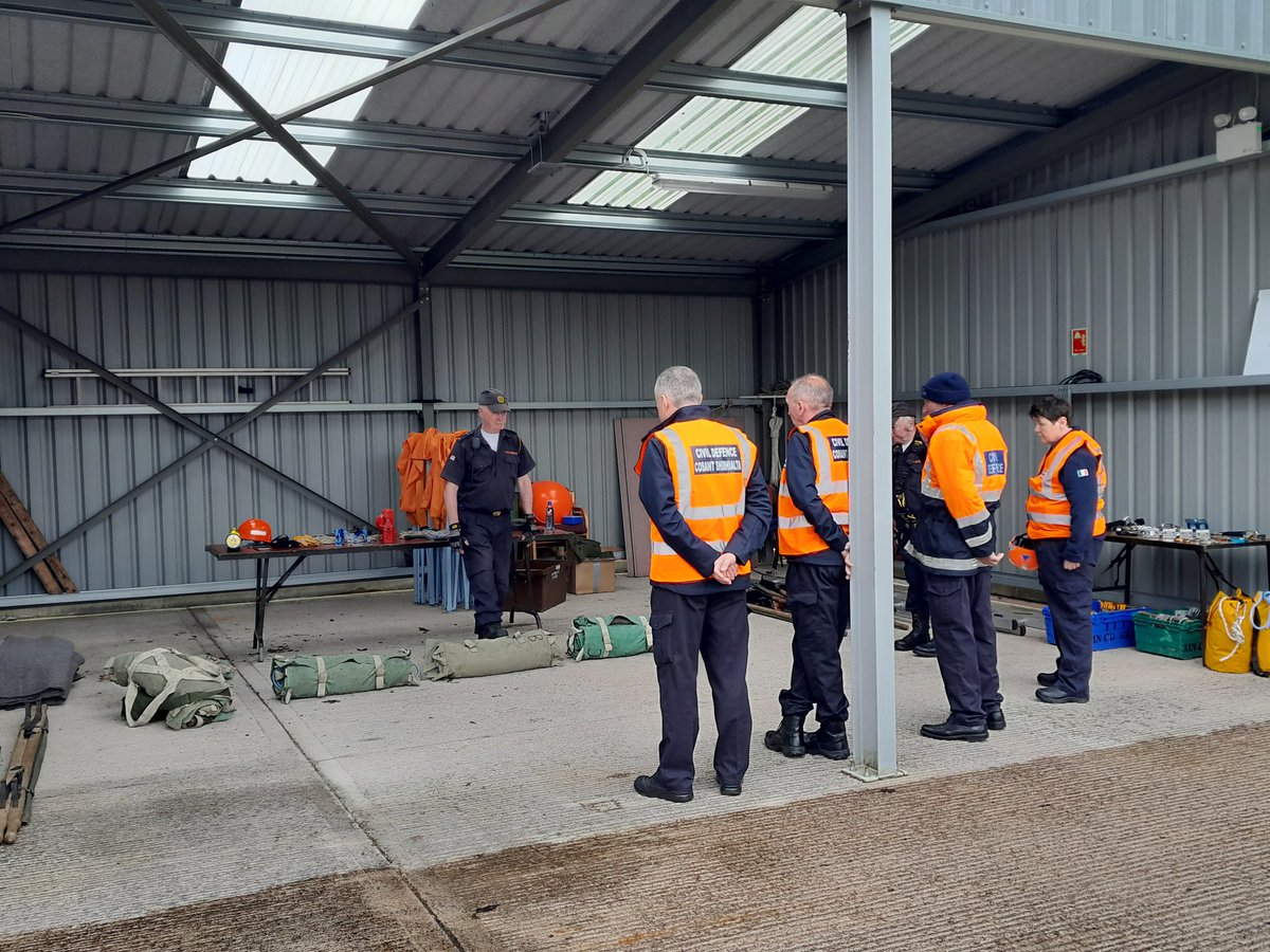 Mon Civil Defence tweet media