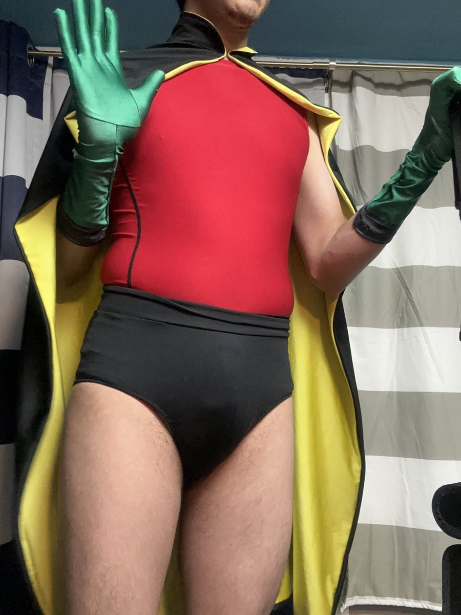 boywondergagged's tweet photo. This boy wonder was on his own following gang boss. He was soon spot and raised his hands. He surrendered his utility belt. #menbondage #malebondage #superherofetish #superherobondage #menbound #menboundandgagged #meninbriefs https://t.co/DvY6MPN1as