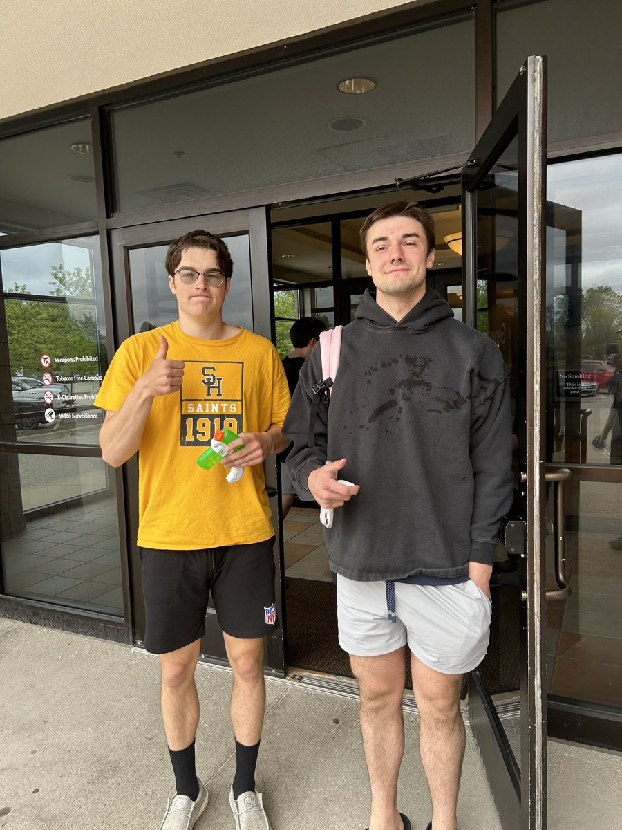 water_stepbro's tweet photo. Big time players make big time plays! @GBWaterWars2023 https://t.co/2so1rlTbVt