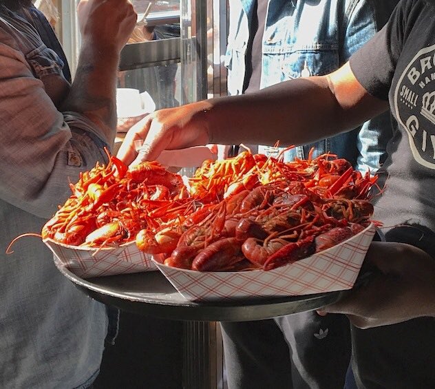 The 8th annual crawfish boil at The Wallace in West Harlem happening this afternoon:  harlembespoke.blogspot.com/2023/05/eat-8t…