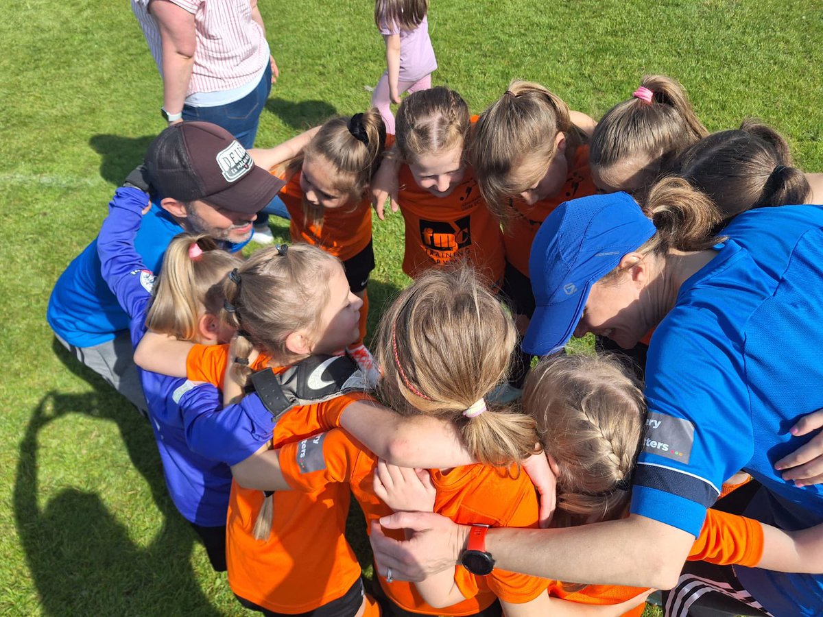 bthomps217's tweet photo. Really enjoyed the festival of football this morning with our @Allerdalegirls U8s 🏆🧡🖤⚽️ https://t.co/J7Gy7FzRgH