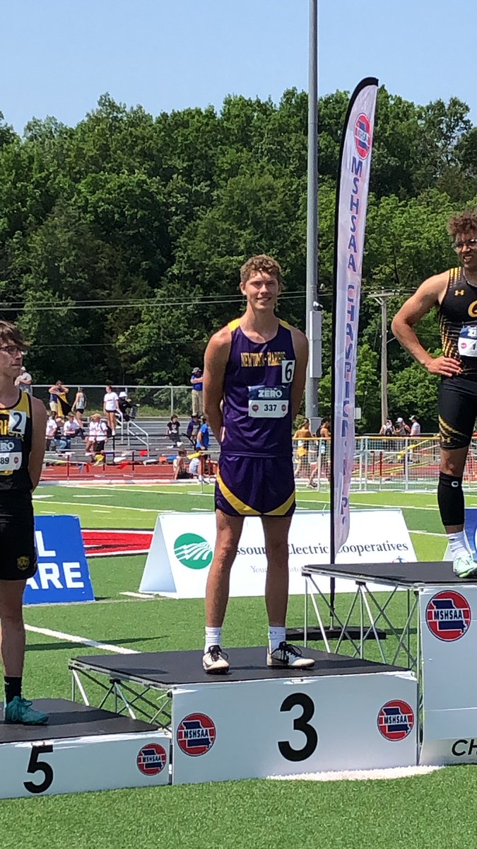 natekendall23's tweet photo. Zack Cross 3rd Cole Peterson 7th for Newtown Harris @TyStillwell @busick_32 https://t.co/A2OAmCr9nD
