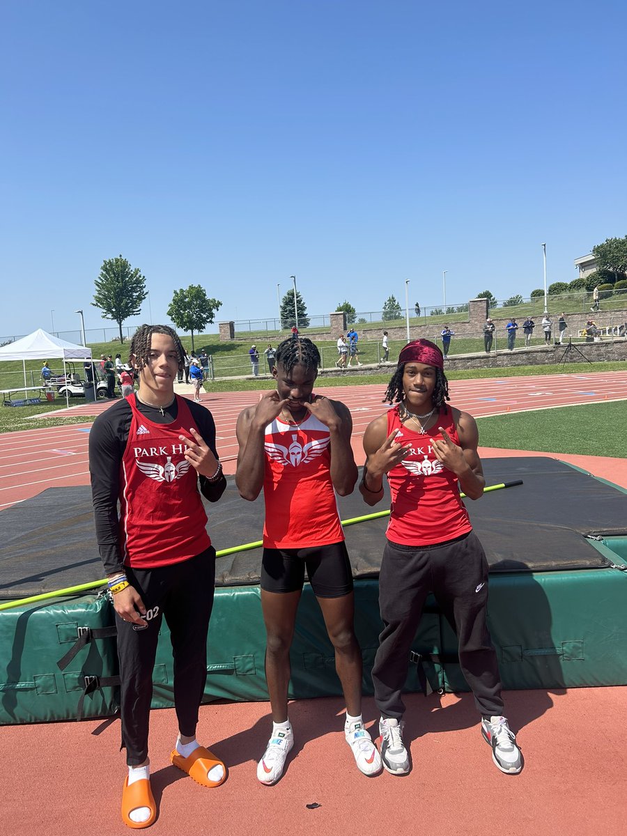 Justin Leathers tweet media