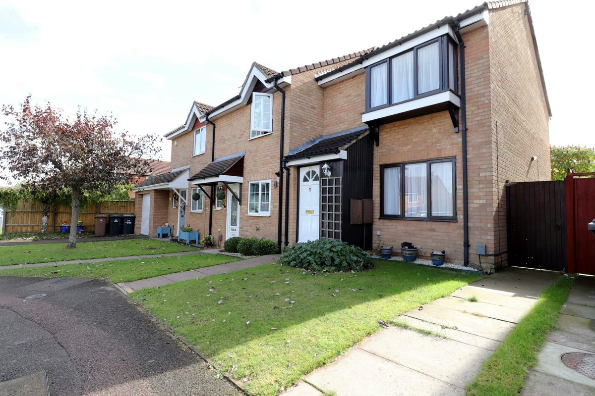 💙🐑 LET &amp; MANAGED 🐑💙
Another Happy Landlord, Another Happy Tenant 😀😀!

Are You Thinking Of Letting Your Home? Are You A Landlord And Disappointed With Your Present Management? Why Not See How We
Can Help You! 👍😄
01525 308 538