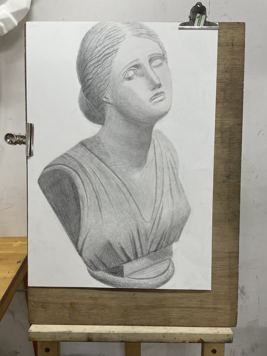 デッサン記録、石膏像(ニオベ)。 14時間くらい描いてたけど「なんか