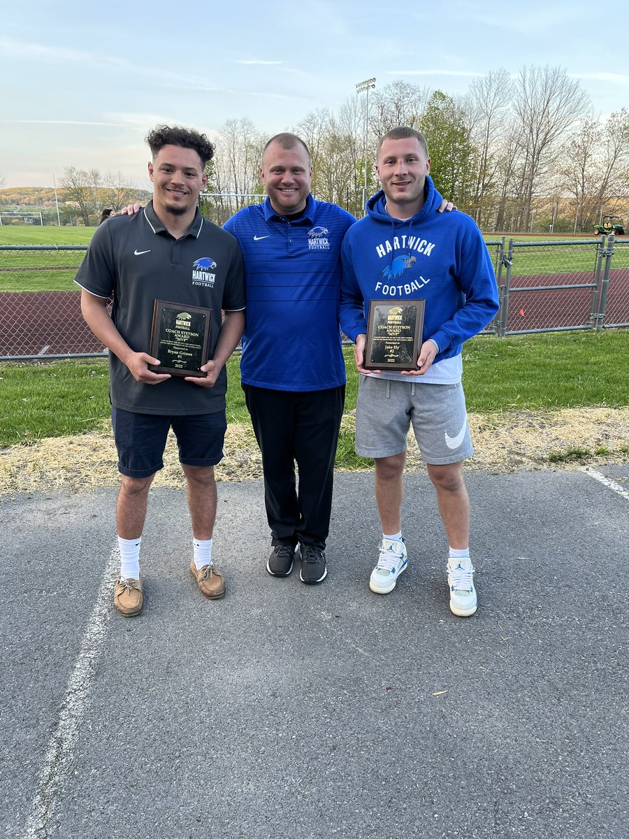 Aaron Zurn (@ajzurn) on Twitter photo Just an appreciation post for the best safety tandem in the E8. Congrats on graduating and looking forward to what comes next!🎓🏈 Just an appreciation post for the best safety tandem in the E8. Congrats on graduating and looking forward to what comes next!🎓🏈