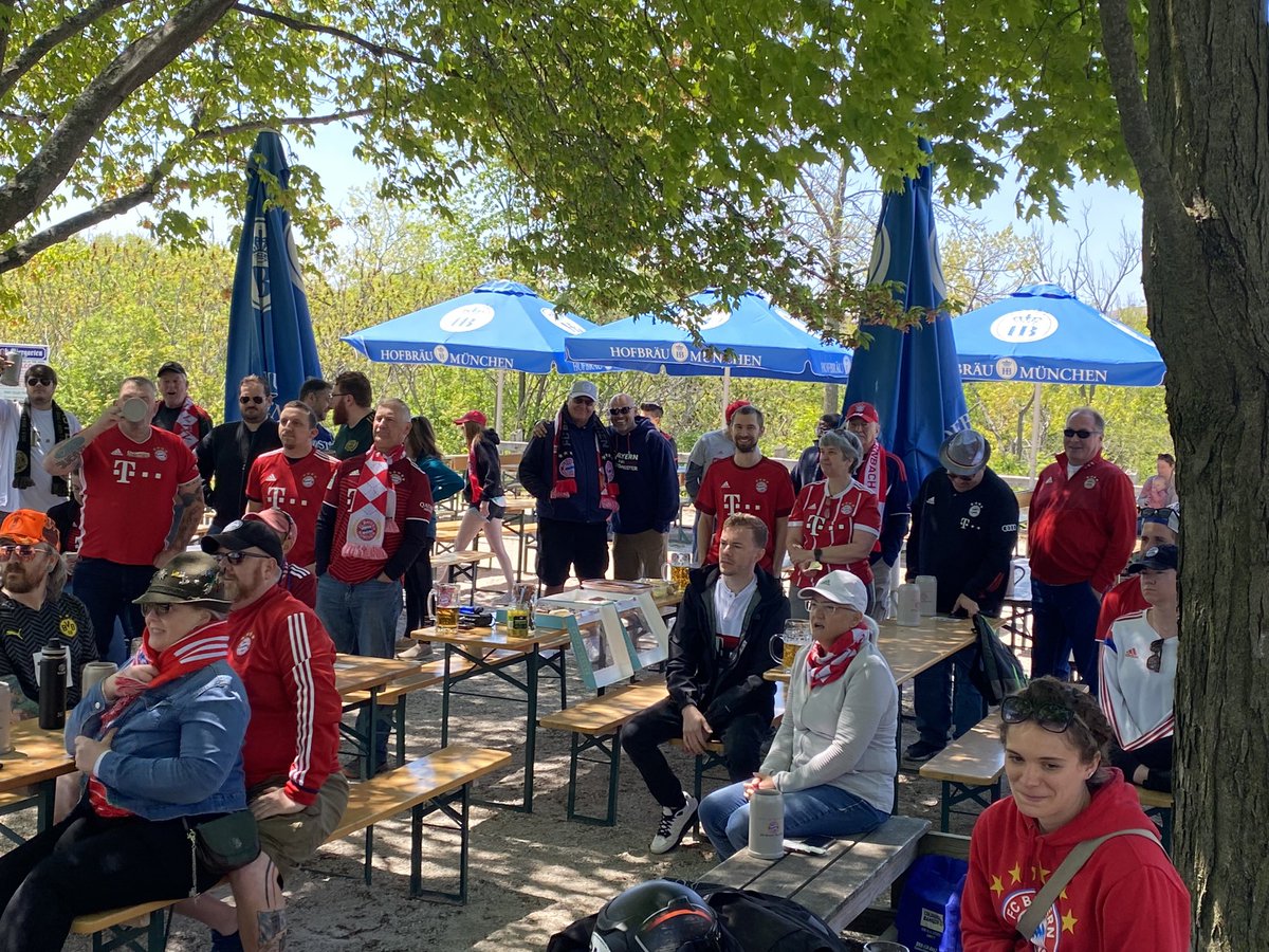 Enjoying the weather and 1-0 with <a href="/GermanBeerHall/">Old German Beer Hall</a>  and <a href="/FCBayernUS/">🇺🇸 FC Bayern US 🇨🇦</a>