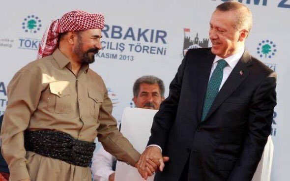 Kanka biliyo musun..  ben miting meydanlarına çıkıp CHAPE terörle kol kola dediğimde beni alkışlıyorlar