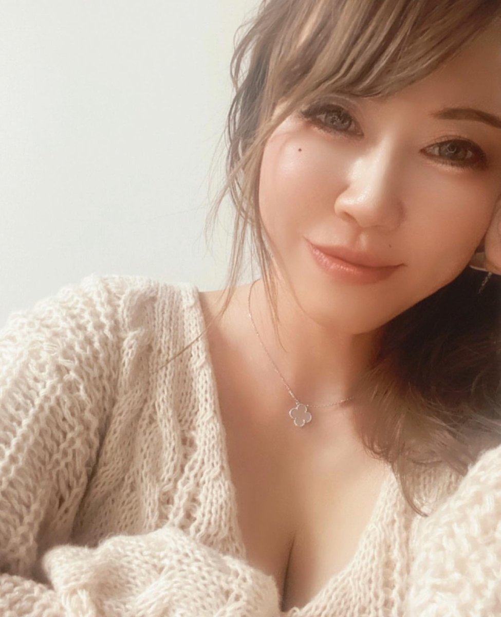 tetehnovita's tweet photo. Kangen tpi gatau kangen siapa https://t.co/YmkonizQRK