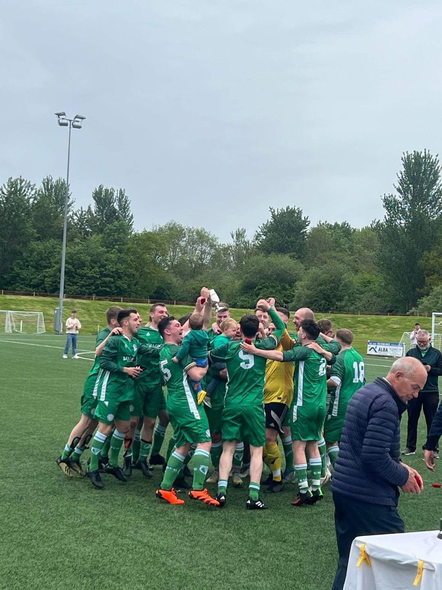 🏆🟢EDINBURGH HARPS LOGAN CUP WINNERS!!!! 🟢 🏆

What a way to end a fantastic season! 

So proud this team! 💚💚💚💚

#uptheharpsonasaturday
#championssss
<a href="/MalonesEd/">Malones Edinburgh</a>