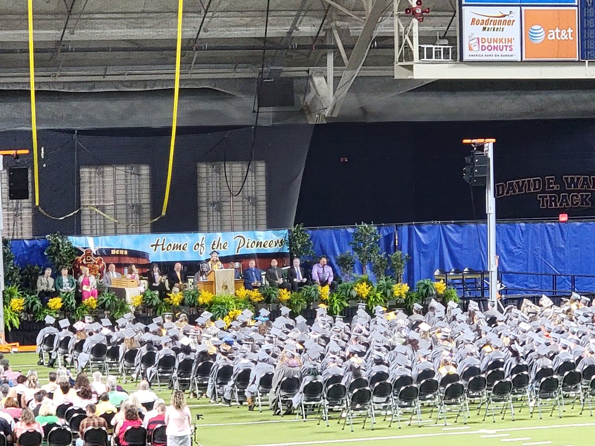 sharonclarkdchs's tweet photo. Congratulations to the DBHS and DCHS graduates. https://t.co/juRGNjGbQI