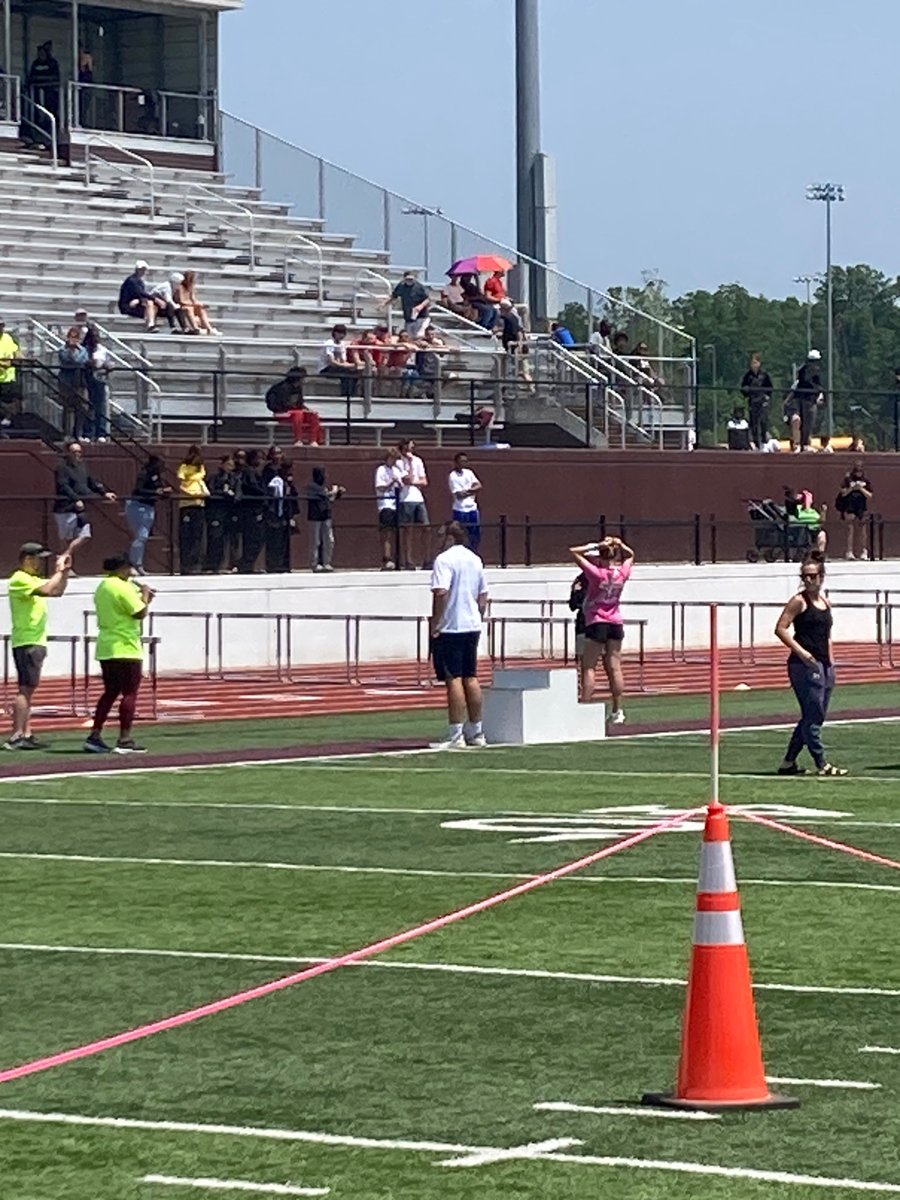 SLUHAthletics: RT <a href="/sluhxctrack/">SLUH XC and Track</a>: Congrats to Alex Fowler on qualifying to STATE! A tremendous accomplishment for his first year on the team!