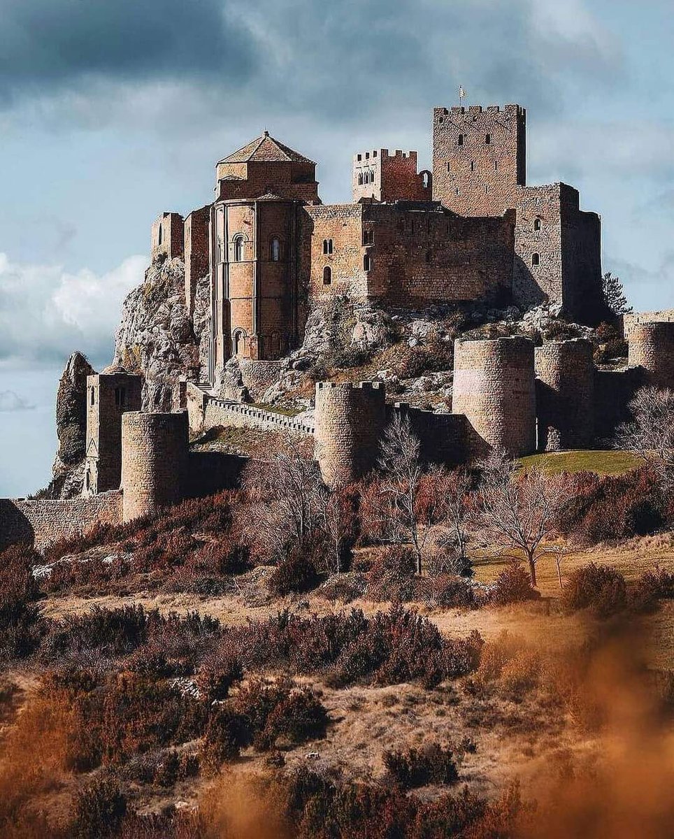 Castle of Loarre, a 11th Century CE, Romanesque Castle and Abbey located near the town of the same name, Huesca Province in the Aragon autonomous region of Spain.

#archaeohistories