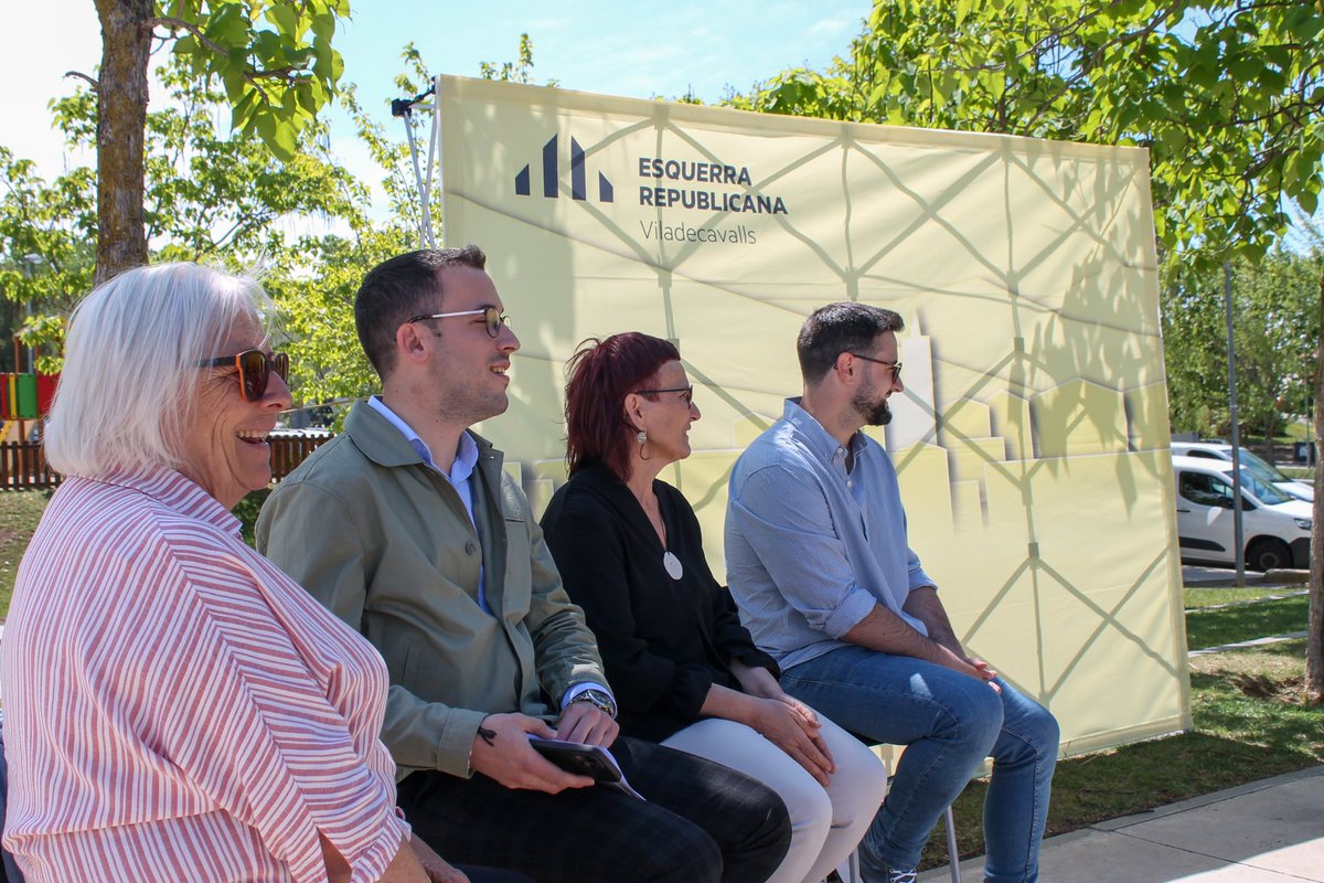 marsal_llimona's tweet photo. 🟡Un nou moment per #Viladecavalls i #CanTrias. 

➕ Més i millors oportunitats per a tothom, facilitats per l’accés a l’habitatge, acompanyar el teixit associatiu, empresarial i assumir, també, la realitat d’un teixit comercial que cal cuidar i protegir. 

#AmbTuHoFarem https://t.co/N44owF41Sp